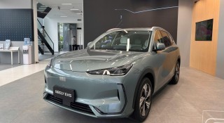 Geely Monjaro và EX5 sắp ra mắt tại Việt Nam: SUV cỡ D đấu Santa Fe, xe điện 'so găng' Atto 3